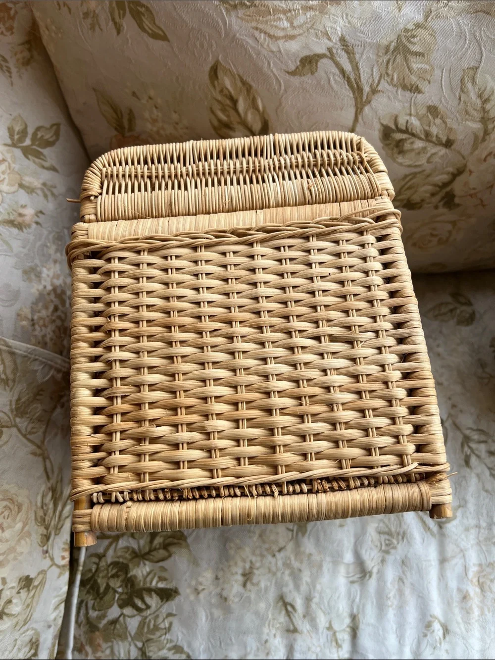 Picnic Basket - Picture 4 of 10